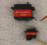 CHASERVO DS20 (Höhe) + CHASERVO DS09 (Seite) 